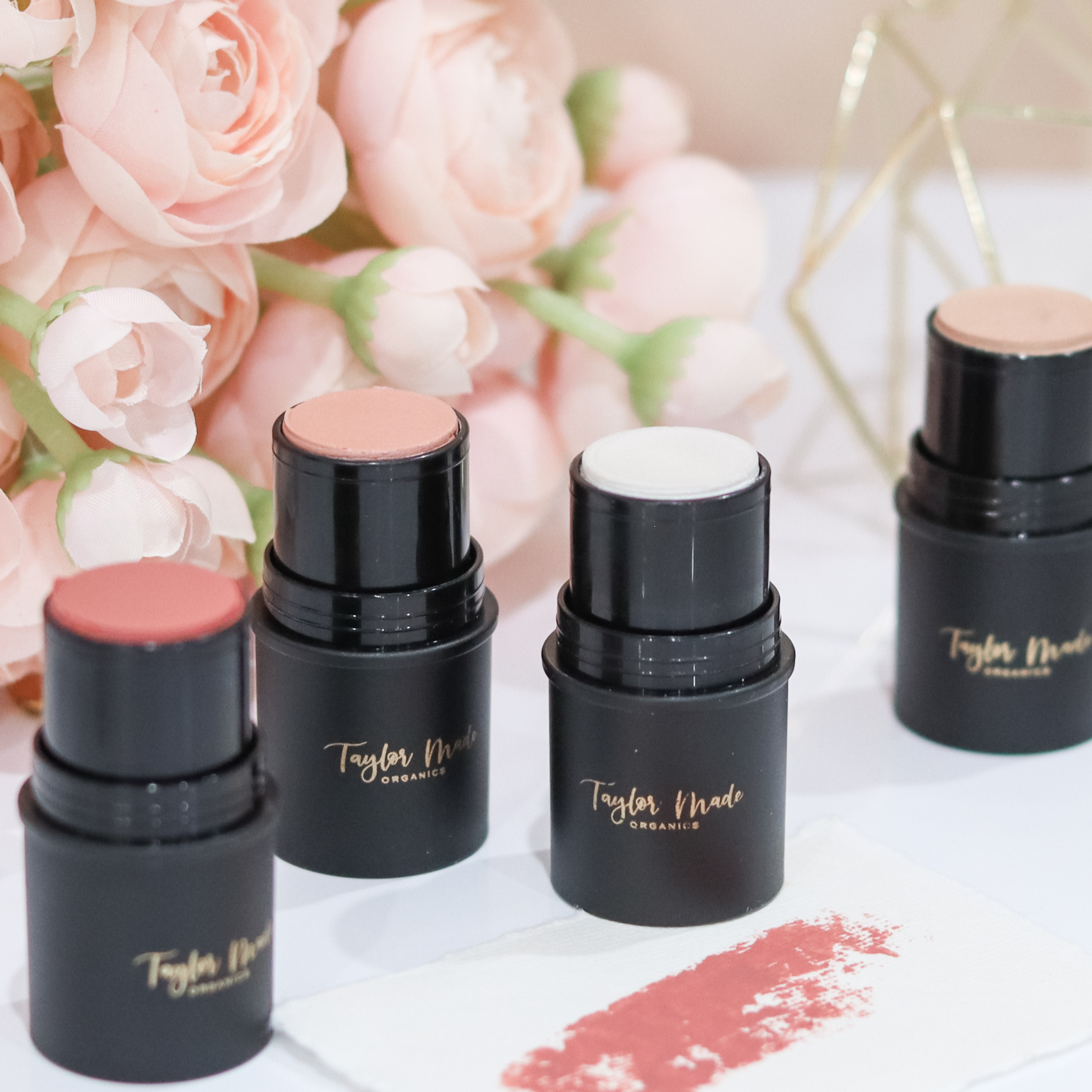 Cream Highlighter – Vegan Multi-Use Glow Sticks